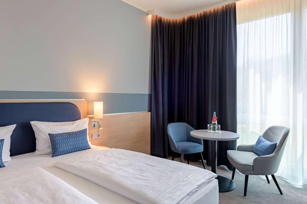 Vienna House Easy By Wyndham Frankfurt Airport Hotel Kelsterbach Phòng bức ảnh