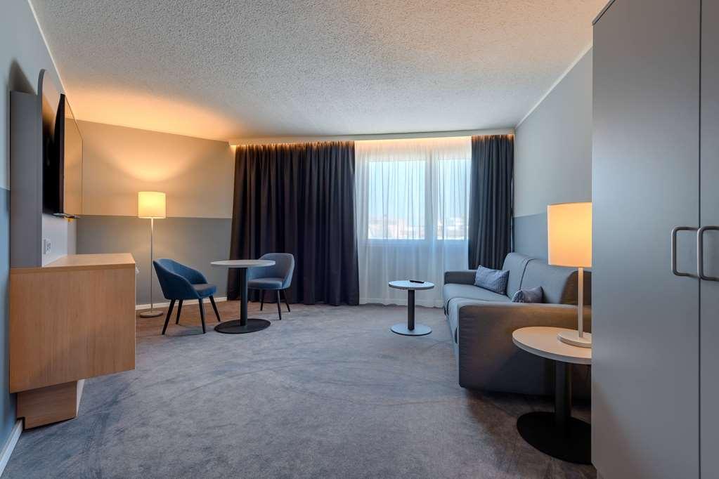 Vienna House Easy By Wyndham Frankfurt Airport Hotel Kelsterbach Phòng bức ảnh