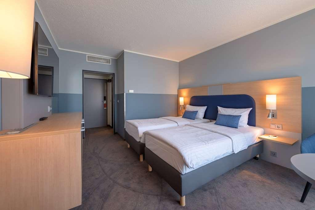Vienna House Easy By Wyndham Frankfurt Airport Hotel Kelsterbach Phòng bức ảnh
