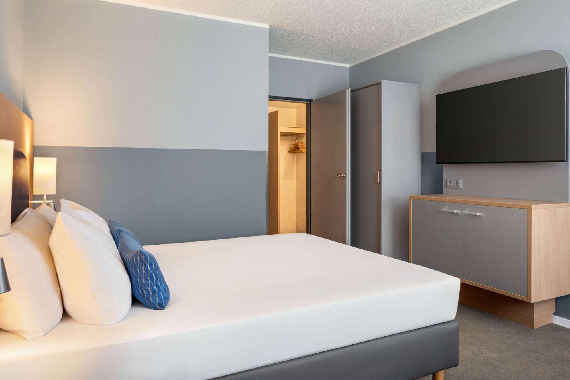 Vienna House Easy By Wyndham Frankfurt Airport Hotel Kelsterbach Ngoại thất bức ảnh