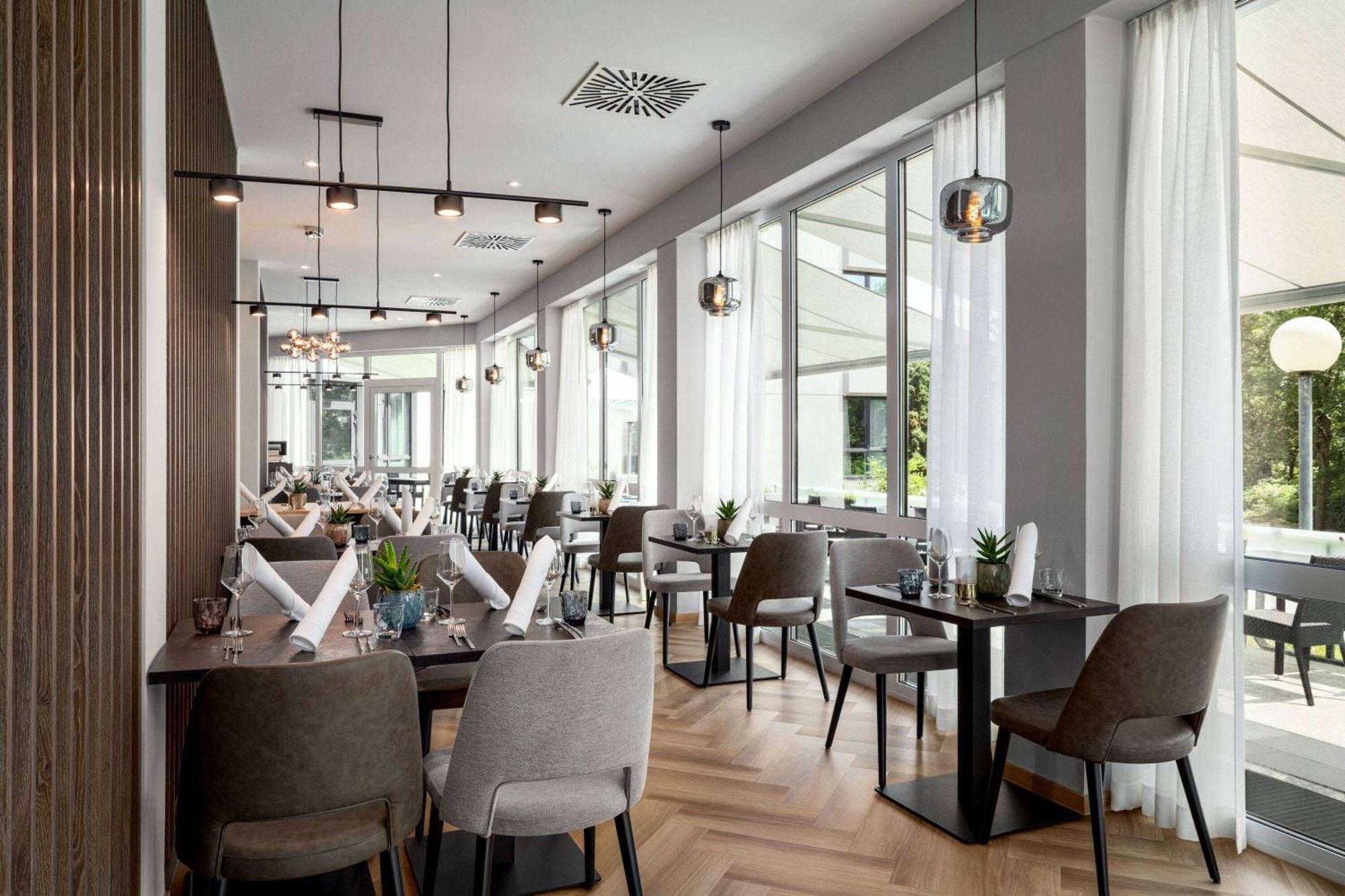 Vienna House Easy By Wyndham Frankfurt Airport Hotel Kelsterbach Ngoại thất bức ảnh