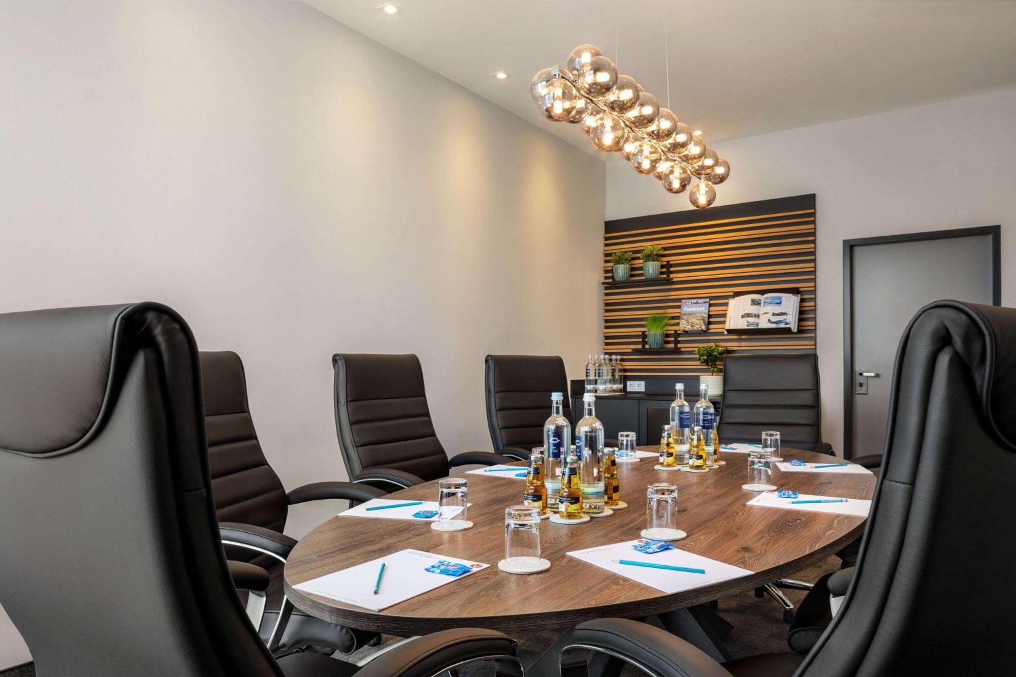 Vienna House Easy By Wyndham Frankfurt Airport Hotel Kelsterbach Ngoại thất bức ảnh