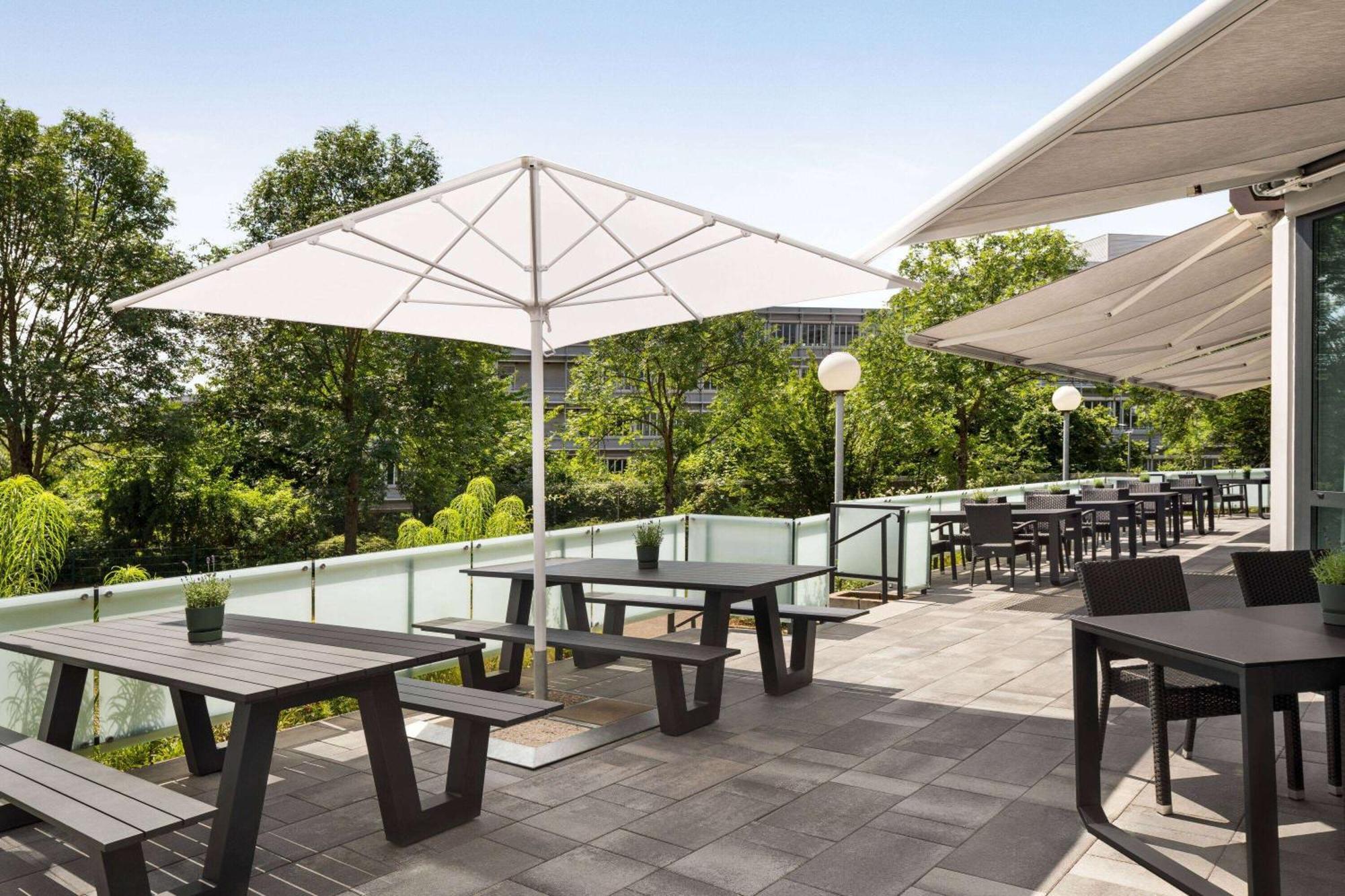 Vienna House Easy By Wyndham Frankfurt Airport Hotel Kelsterbach Ngoại thất bức ảnh