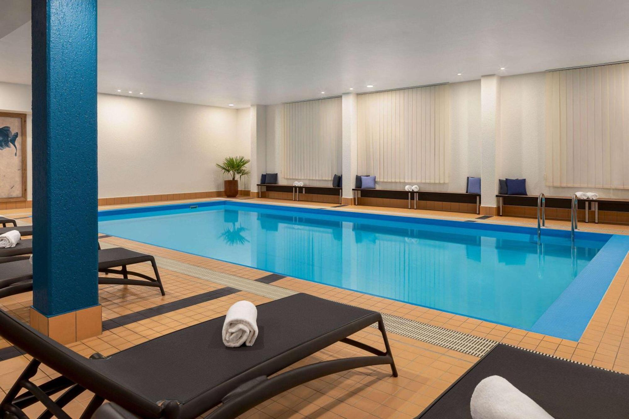 Vienna House Easy By Wyndham Frankfurt Airport Hotel Kelsterbach Ngoại thất bức ảnh